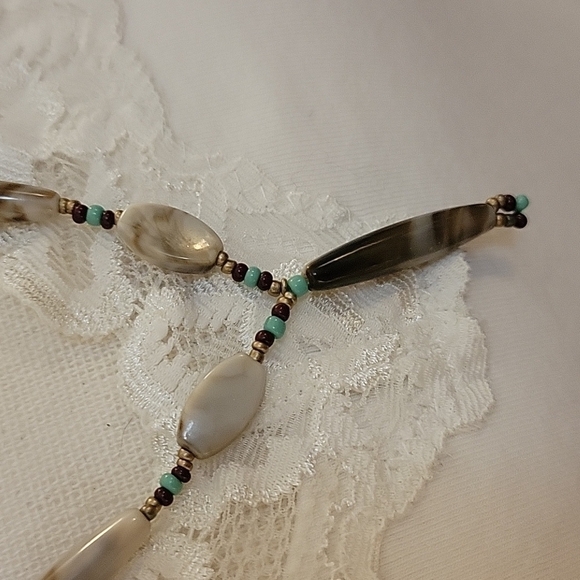 Handmade Acrylic Glass Seed Beaded Necklace - Picture 4 of 8